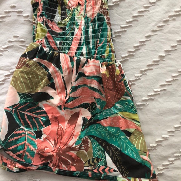 Athleta Offline Tropical Print Women's Shorts - Picture 5 of 5